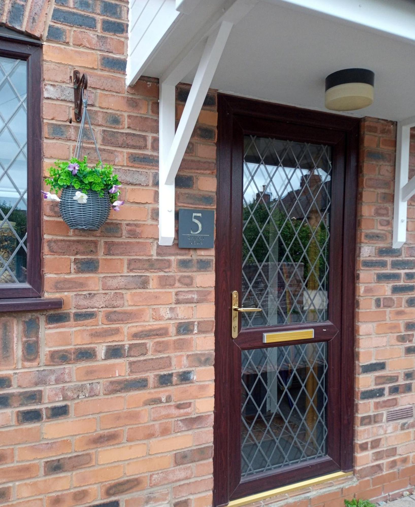 Ludlow Mews Town House With Free Parking Exterior photo